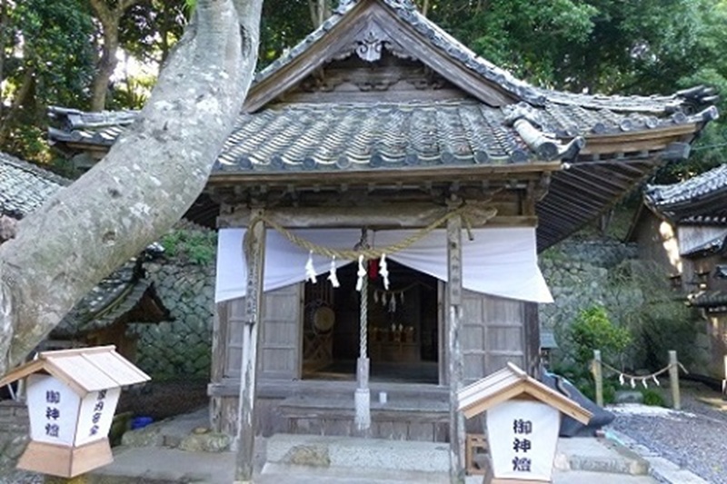 八所神社