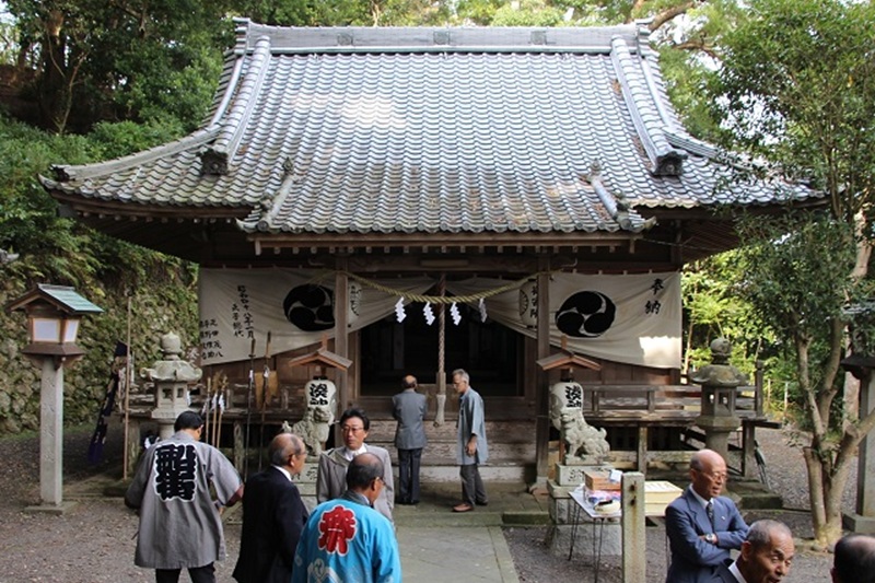 湊神社